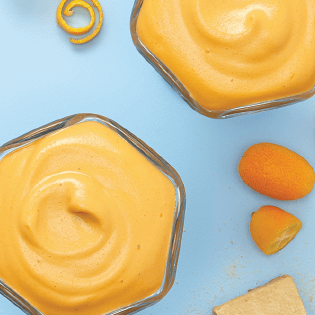 Mousse à la <br>meringue italienne <br><br class='responsive'>à l’érable et à <br>l’orange